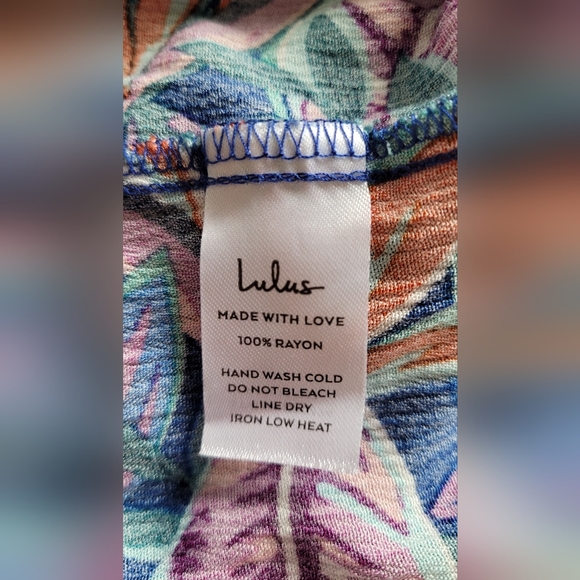 🌟Brand new with tags Lulus Rayon romper🌟 - Picture 3 of 16